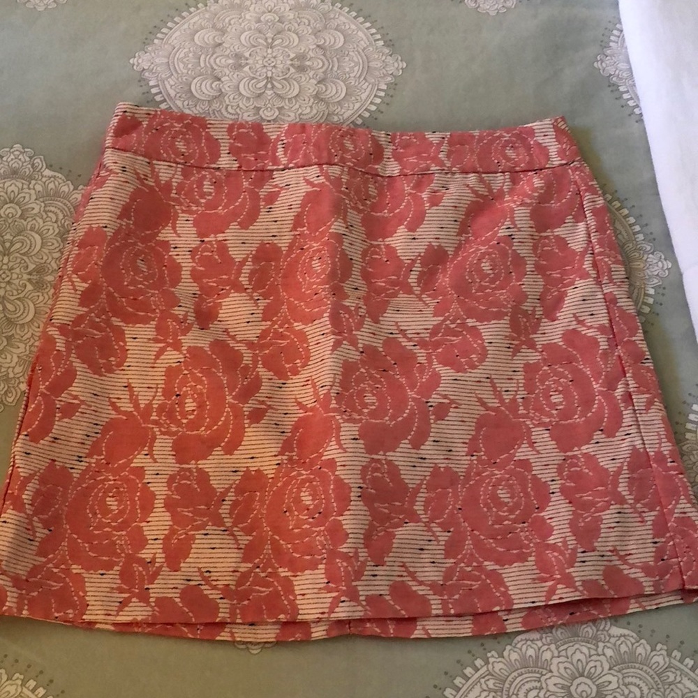 Loft mini skirt